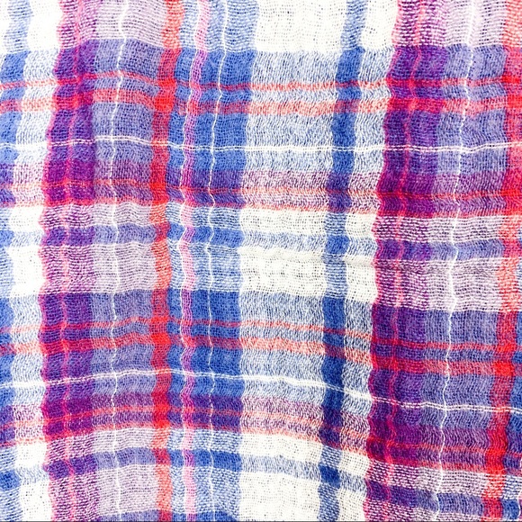 Old Navy Long Sleeve Plaid Button-Up - Picture 8 of 9